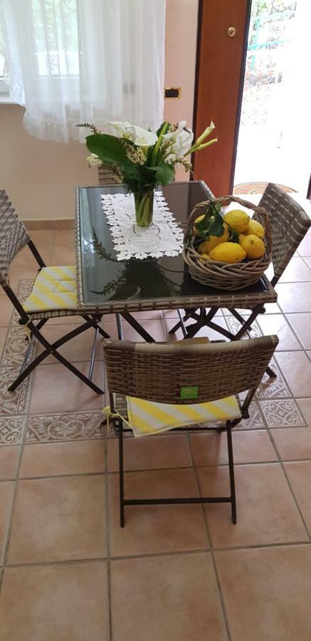 Casa Vacanza Giovanna Vietri Exterior foto